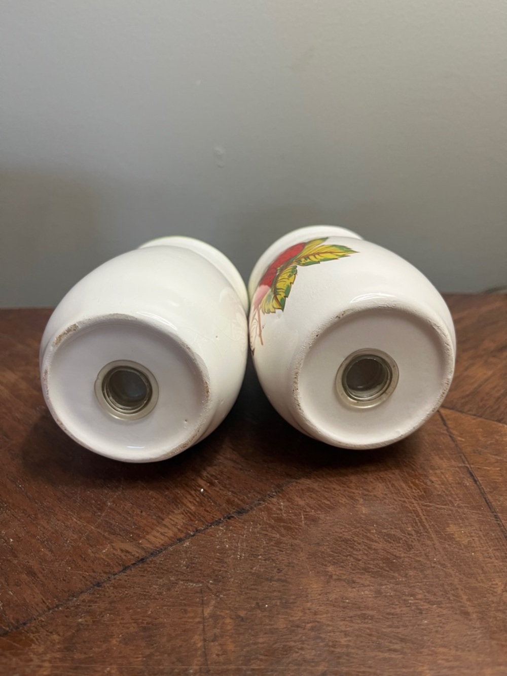 Strawberry Ceramic Salt and Pepper Shakers - White and Red - Picture 4 of 4